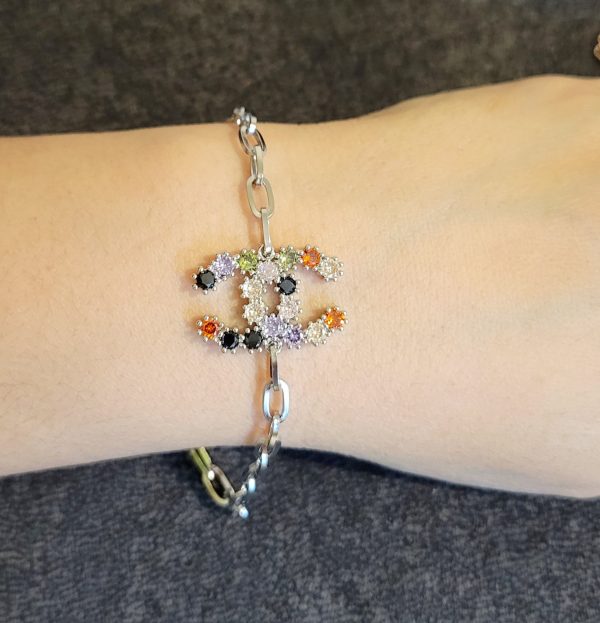 Brazalete plateado multicolor cganel