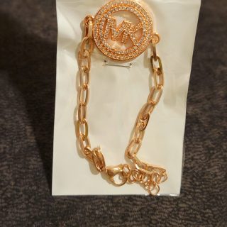 Brazalete MK