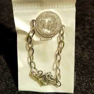 Brazalete MK