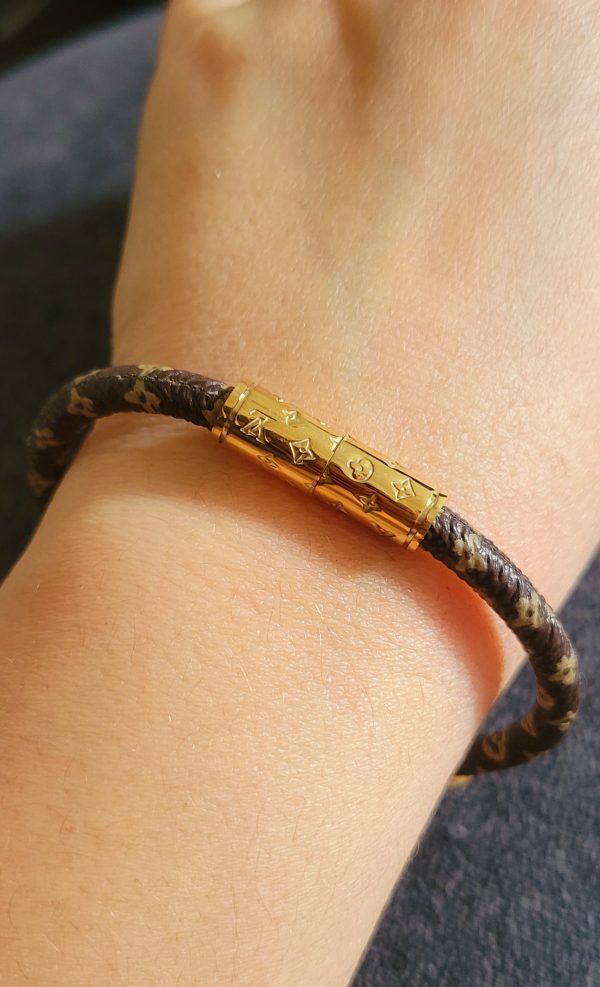 PULSERA LV - Imagen 2