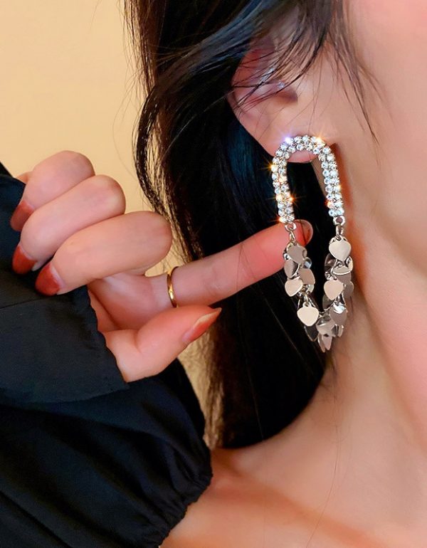 Aretes