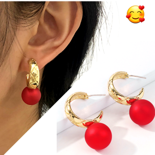 Arete bola roja
