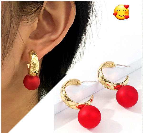 Arete bola roja