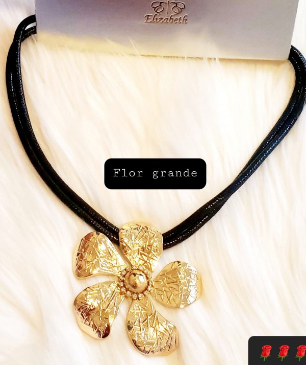 Collar flor