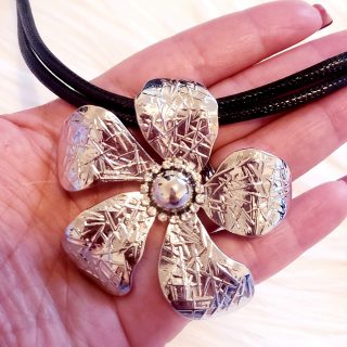 COLLAR FLOR