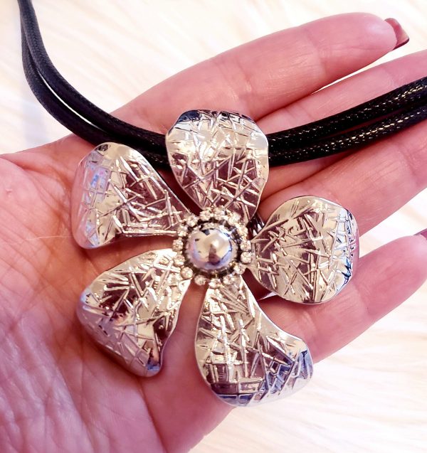 COLLAR FLOR