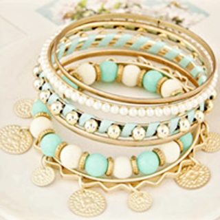 Juego de pulseras con monedas