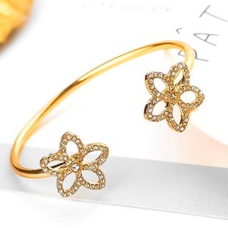 Pulsera abierta con flor