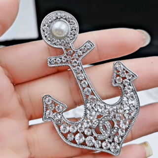 Broche - prendedor CC