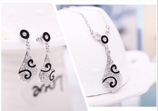 Juego arete y cadena