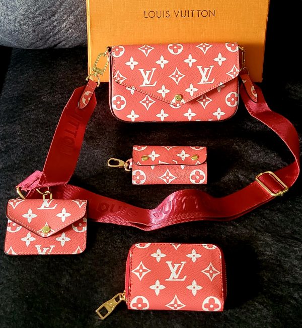 Boldo 4 piezas con caja LV