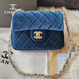 Bolso Cha-nel con caja