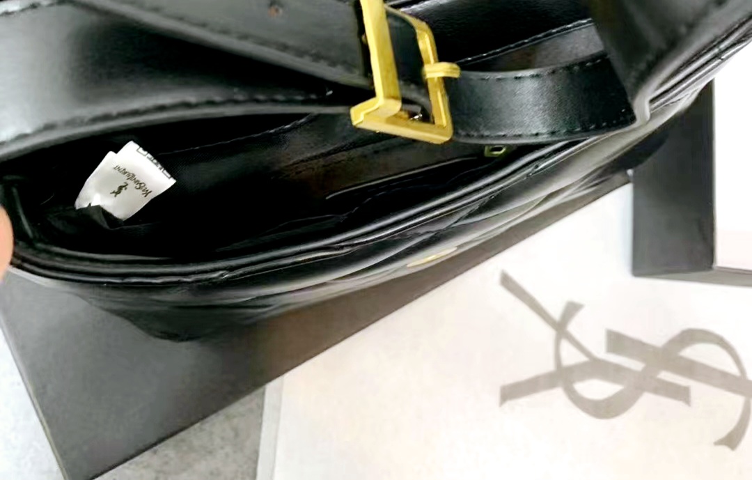 Bolso YSL con caja - Imagen 2