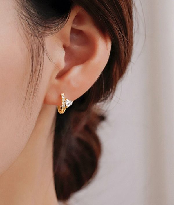 Arete pequeño hoop corazón