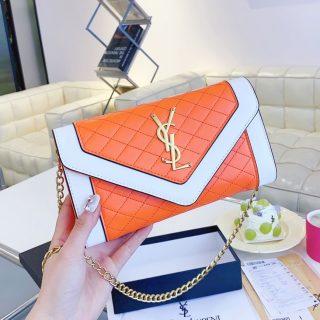Bolso pequeño YSL con caja