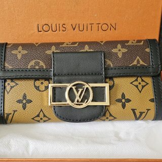 Cartera LV con caja