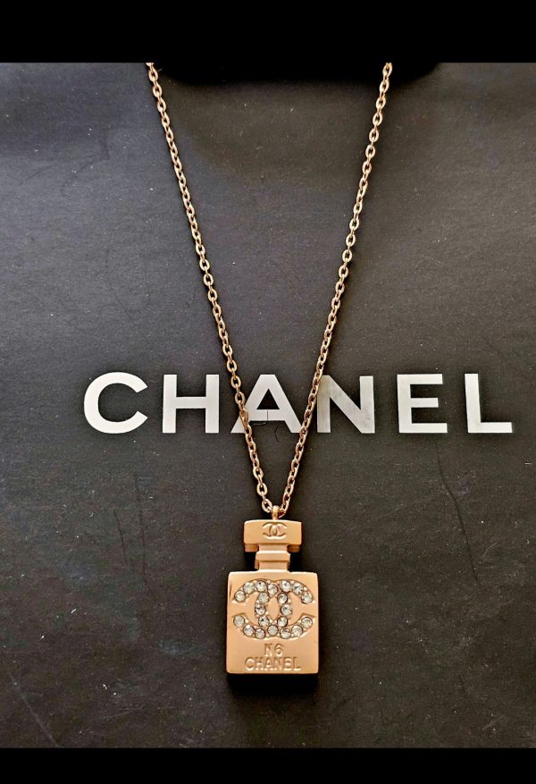 Cadena perfume Cha-nel