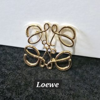 Broche L-oewe