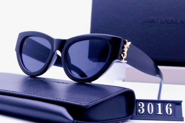 Lente de sol YSL con estuche