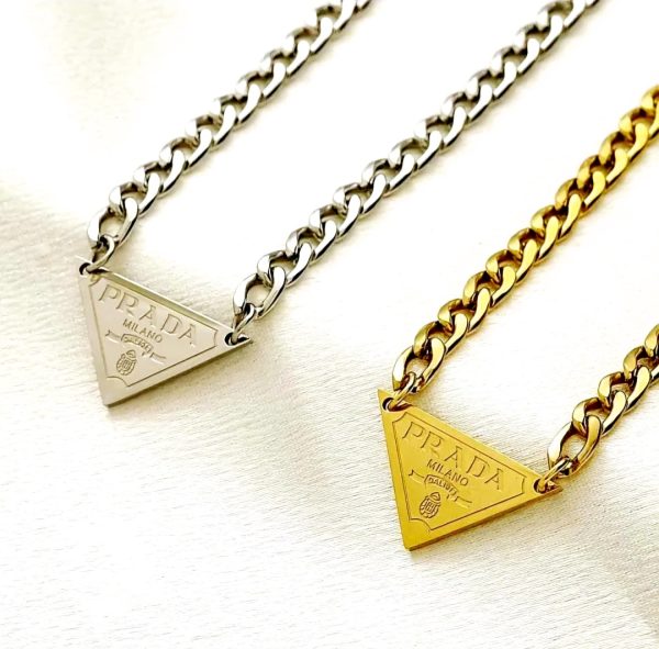 Collar Pra-da Gold