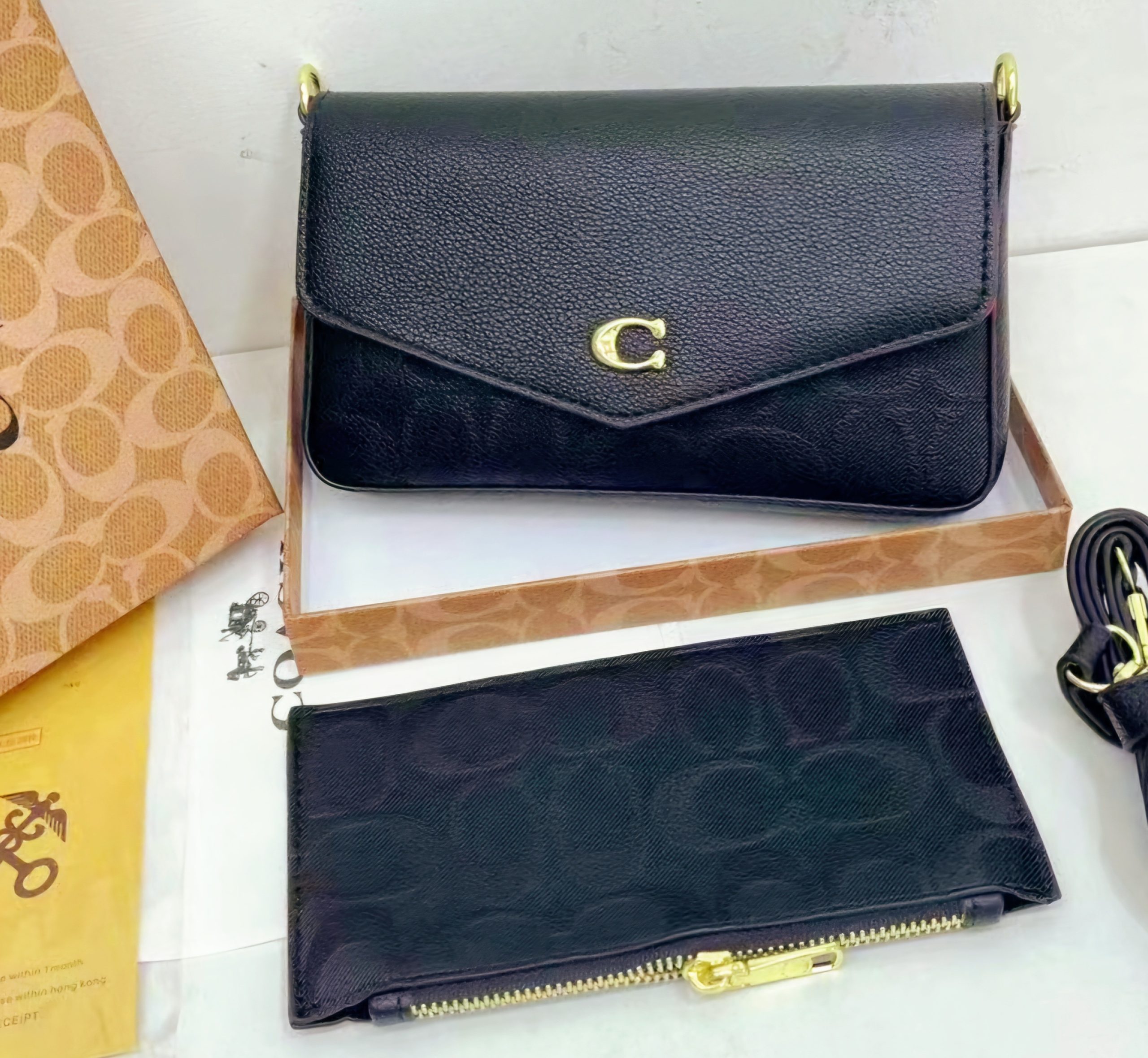 Bolso C-oach con caja 2 pcs
